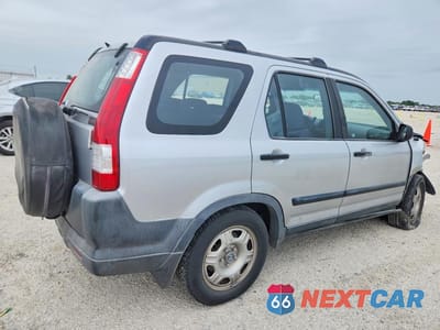 Trzecie zdjęcie samochodu z tyłu: 2005 HONDA CR-V LX VIN:JHLRD68585C008760 - miniatura