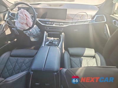 Zdjęcie 8 z 13 samochodu: 2026 BMW X6 XDRIVE40I VIN:5UX33EX04T9192531 - miniatura