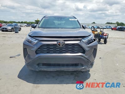 Piąte zdjęcie samochodu w środku: 2022 TOYOTA RAV4 XLE VIN:2T3W1RFV4NC206926 - miniatura