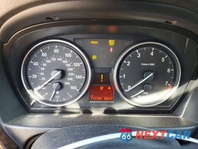 Zdjęcie 9 z 12 samochodu: 2010 BMW 328 XI SULEV VIN:WBAPK5C50AA652977 - miniatura