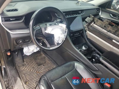 Zdjęcie 8 z 12 samochodu: 2021 JEEP GRAND CHEROKEE L LIMITED VIN:1C4RJKBGXM8122785 - miniatura