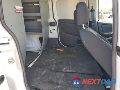 Zdjęcie 11 z 14 samochodu: 2022 RAM PROMASTER CITY TRADESMAN VIN:ZFBHRFAB1N6W68828 - miniatura