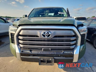 Piąte zdjęcie samochodu w środku: 2023 TOYOTA TUNDRA LIMITED HV VIN:5TFJC5DB9PX026733 - miniatura