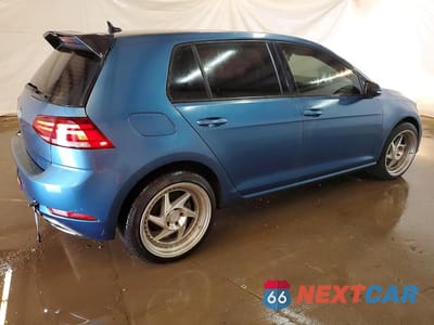 Trzecie zdjęcie samochodu z tyłu: 2020 VOLKSWAGEN GOLF VIN:3VWG57AU3LM003810 - miniatura