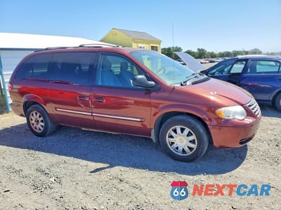 Czwarte zdjęcie samochodu z boku: 2007 CHRYSLER TOWN & COUNTRY TOURING VIN:2A4GP54L17R192518 - miniatura