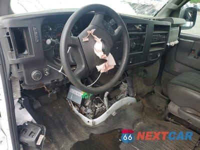 Zdjęcie 8 z 14 samochodu: 2024 GMC SAVANA G2500 VIN:1GTW7AFP7R1236586 - miniatura