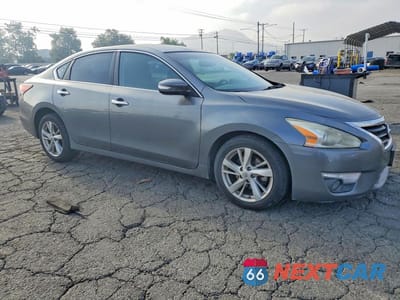 Czwarte zdjęcie samochodu z boku: 2014 NISSAN ALTIMA 2.5 SV VIN:1N4AL3AP6EC266532 - miniatura