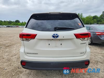 Zdjęcie 6 z 13 samochodu: 2017 TOYOTA HIGHLANDER HYBRID XLE VIN:5TDJGRFH0HS022896 - miniatura