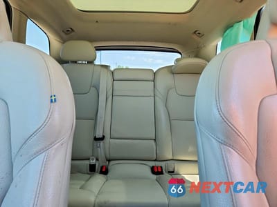 Zdjęcie 10 z 13 samochodu: 2018 VOLVO XC60 T6 MOMENTUM VIN:YV4A22RK8J1028748 - miniatura