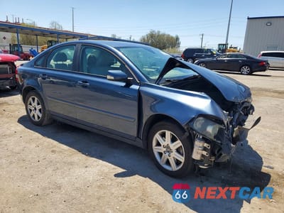 Czwarte zdjęcie samochodu z boku: 2006 VOLVO S40 2.4I VIN:YV1MS382X62208493 - miniatura