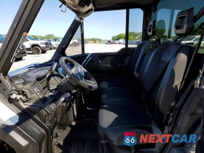 Zdjęcie 7 z 12 samochodu: 2026 CAN-AM DEFENDER LIMITED CAB HD11 VIN:3JBKVAX41TK004907 - miniatura