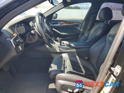 Zdjęcie 7 z 12 samochodu: 2019 BMW 530E VIN:WBAJA9C56KB389521 - miniatura