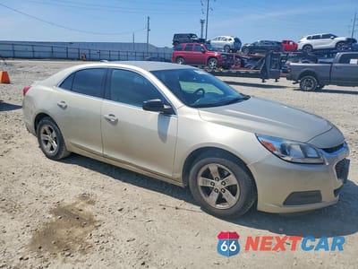 Czwarte zdjęcie samochodu z boku: 2015 CHEVROLET MALIBU LS VIN:1G11A5SL0FF325672 - miniatura