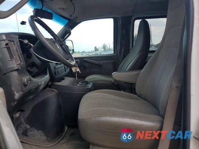 Zdjęcie 7 z 12 samochodu: 2018 CHEVROLET EXPRESS G3500 LT VIN:1GAZGPFG0J1333187 - miniatura