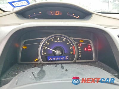 Zdjęcie 9 z 12 samochodu: 2008 HONDA CIVIC LX VIN:1HGFA16548L081578 - miniatura