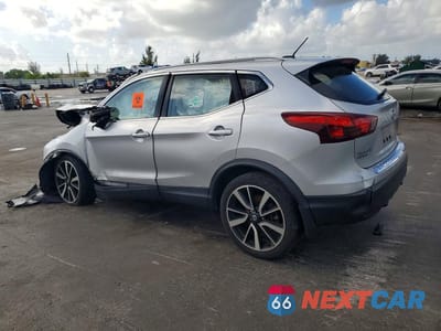 Drugie zdjęcie samochodu z przodu: 2018 NISSAN ROGUE SPORT SL VIN:JN1BJ1CP0JW187309 - miniatura