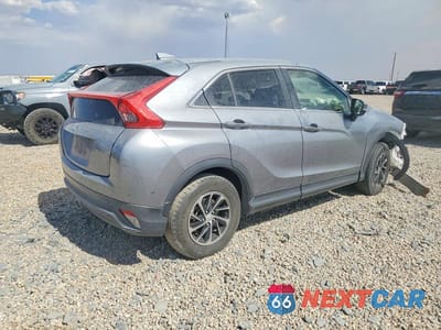 Trzecie zdjęcie samochodu z tyłu: 2020 MITSUBISHI ECLIPSE CROSS ES VIN:JA4AS3AA5LZ025719 - miniatura