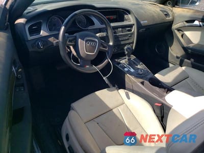 Zdjęcie 8 z 12 samochodu: 2009 AUDI S5 QUATTRO VIN:WAURV78T99A052151 - miniatura