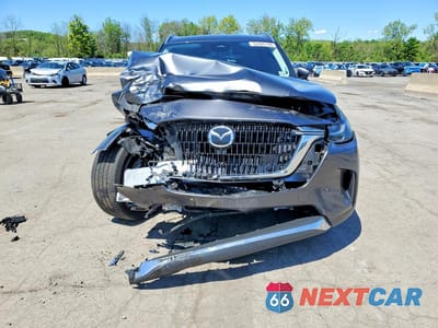 Piąte zdjęcie samochodu w środku: 2024 MAZDA CX-90 PREMIUM VIN:JM3KKDHD0R1181746 - miniatura