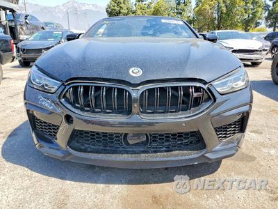 Piąte zdjęcie samochodu w środku: 2023 BMW M8 VIN:WBSDZ0C0XPCM22524 - miniatura