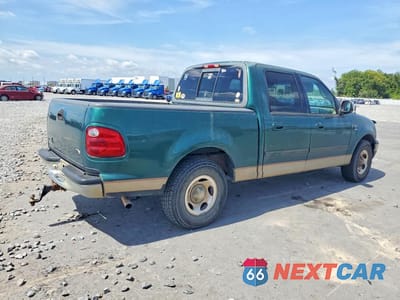 Trzecie zdjęcie samochodu z tyłu: 2001 FORD F150 SUPERCREW VIN:1FTRW07L71KD60894 - miniatura