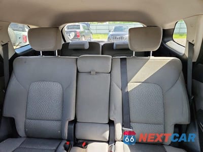 Zdjęcie 10 z 13 samochodu: 2016 HYUNDAI SANTA FE SE VIN:KM8SMDHF4GU143707 - miniatura