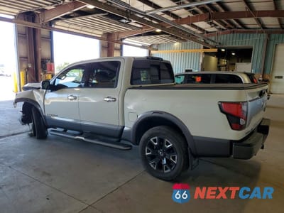Drugie zdjęcie samochodu z przodu: 2021 NISSAN TITAN PLATINUM RESERVE VIN:1N6AA1ED1MN517445 - miniatura