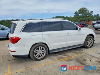Trzecie zdjęcie samochodu z tyłu: 2014 MERCEDES-BENZ GL 450 4MATIC VIN:4JGDF7CE8EA394294 - miniatura