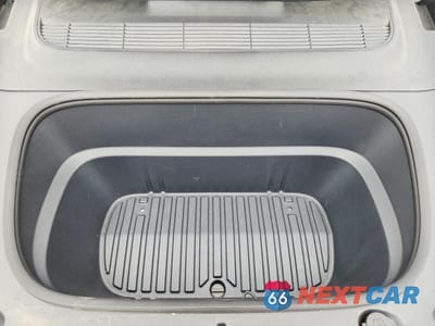 Zdjęcie 12 z 14 samochodu: 2026 TESLA MODEL Y VIN:7SAYGDEE8TF359387 - miniatura