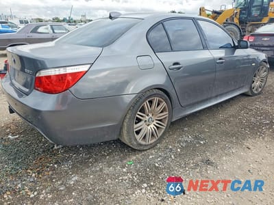 Trzecie zdjęcie samochodu z tyłu: 2008 BMW 550 I VIN:WBANW53538CT53154 - miniatura