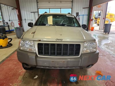 Piąte zdjęcie samochodu w środku: 2004 JEEP GRAND CHEROKEE LAREDO VIN:1J4GW48S44C125012 - miniatura