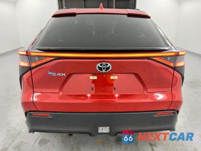 Zdjęcie 6 z 13 samochodu: 2023 TOYOTA BZ4X XLE VIN:JTMAAAAA6PA027898 - miniatura
