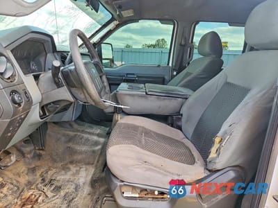 Zdjęcie 7 z 12 samochodu: 2015 FORD F350 SUPER DUTY VIN:1FT8W3B64FEB68000 - miniatura