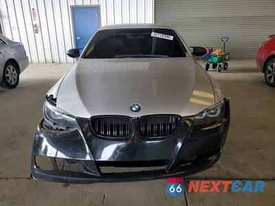 Piąte zdjęcie samochodu w środku: 2009 BMW 335 I VIN:WBAWL73559P179025 - miniatura