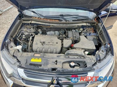 Zdjęcie 12 z 13 samochodu: 2018 MITSUBISHI OUTLANDER SE VIN:JA4AD3A38JZ047061 - miniatura