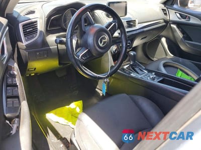 Zdjęcie 8 z 12 samochodu: 2017 MAZDA 3 SPORT VIN:3MZBN1U77HM116860 - miniatura