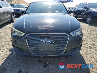 Piąte zdjęcie samochodu w środku: 2015 AUDI A3 PREMIUM VIN:WAUACGFF1F1105582 - miniatura