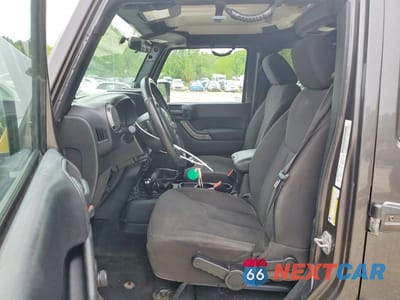 Zdjęcie 7 z 12 samochodu: 2014 JEEP WRANGLER UNLIMITED SPORT VIN:1C4BJWDGXEL267801 - miniatura