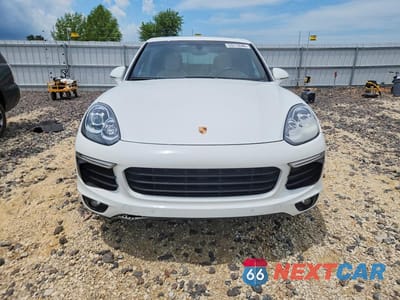 Piąte zdjęcie samochodu w środku: 2016 PORSCHE CAYENNE SE HYBRID VIN:WP1AE2A21GLA62953 - miniatura