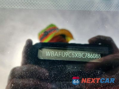 Zdjęcie 12 z 12 samochodu: 2011 BMW 550 XI VIN:WBAFU9C5XBC786088 - miniatura
