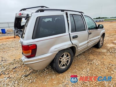 Trzecie zdjęcie samochodu z tyłu: 2004 JEEP GRAND CHEROKEE LAREDO VIN:1J8GX48S54C143093 - miniatura