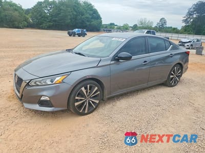 2019 NISSAN ALTIMA SR 1N4BL4CV1KC134537 - główne zdjęcie licytacji z USA - miniatura