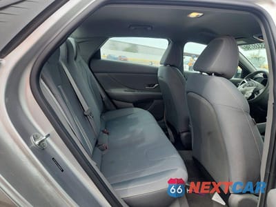 Zdjęcie 10 z 12 samochodu: 2021 HYUNDAI ELANTRA SEL VIN:5NPLM4AGXMH009558 - miniatura