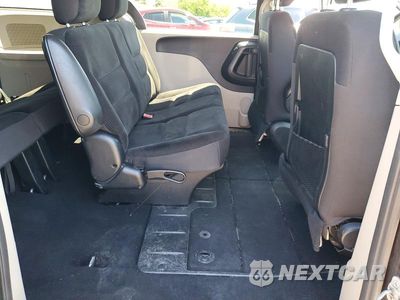 Zdjęcie 11 z 14 samochodu: 2018 DODGE GRAND CARAVAN SE VIN:2C4RDGBGXJR304085 - miniatura