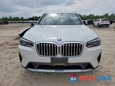 Piąte zdjęcie samochodu w środku: 2022 BMW X3 VIN:5UX43DP05N9K48087 - miniatura