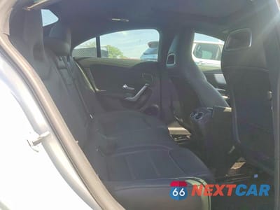 Zdjęcie 10 z 12 samochodu: 2020 MERCEDES-BENZ CLA AMG 35 4MATIC VIN:W1K5J5BB0LN124006 - miniatura