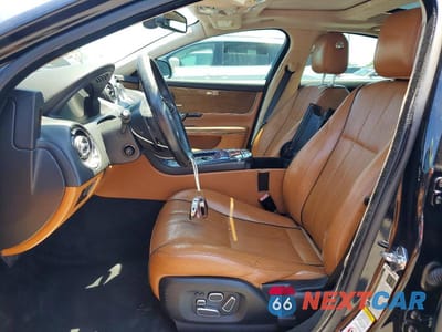 Zdjęcie 7 z 12 samochodu: 2012 JAGUAR XJ SUPERCHARGED VIN:SAJWA1GE5CMV34303 - miniatura