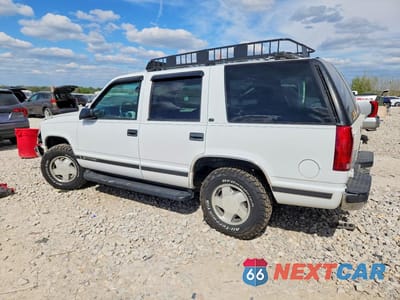Drugie zdjęcie samochodu z przodu: 1998 CHEVROLET TAHOE K1500 VIN:1GNEK13R8WJ313548 - miniatura