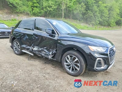 Czwarte zdjęcie samochodu z boku: 2023 AUDI Q5 PREMIUM PLUS 45 VIN:WA1EAAFY8P2001802 - miniatura