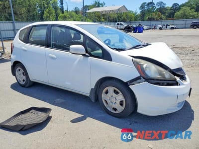 Czwarte zdjęcie samochodu z boku: 2012 HONDA FIT VIN:JHMGE8H36CC035687 - miniatura